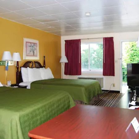 Travelodge By Wyndham Chambersburg Exterior foto