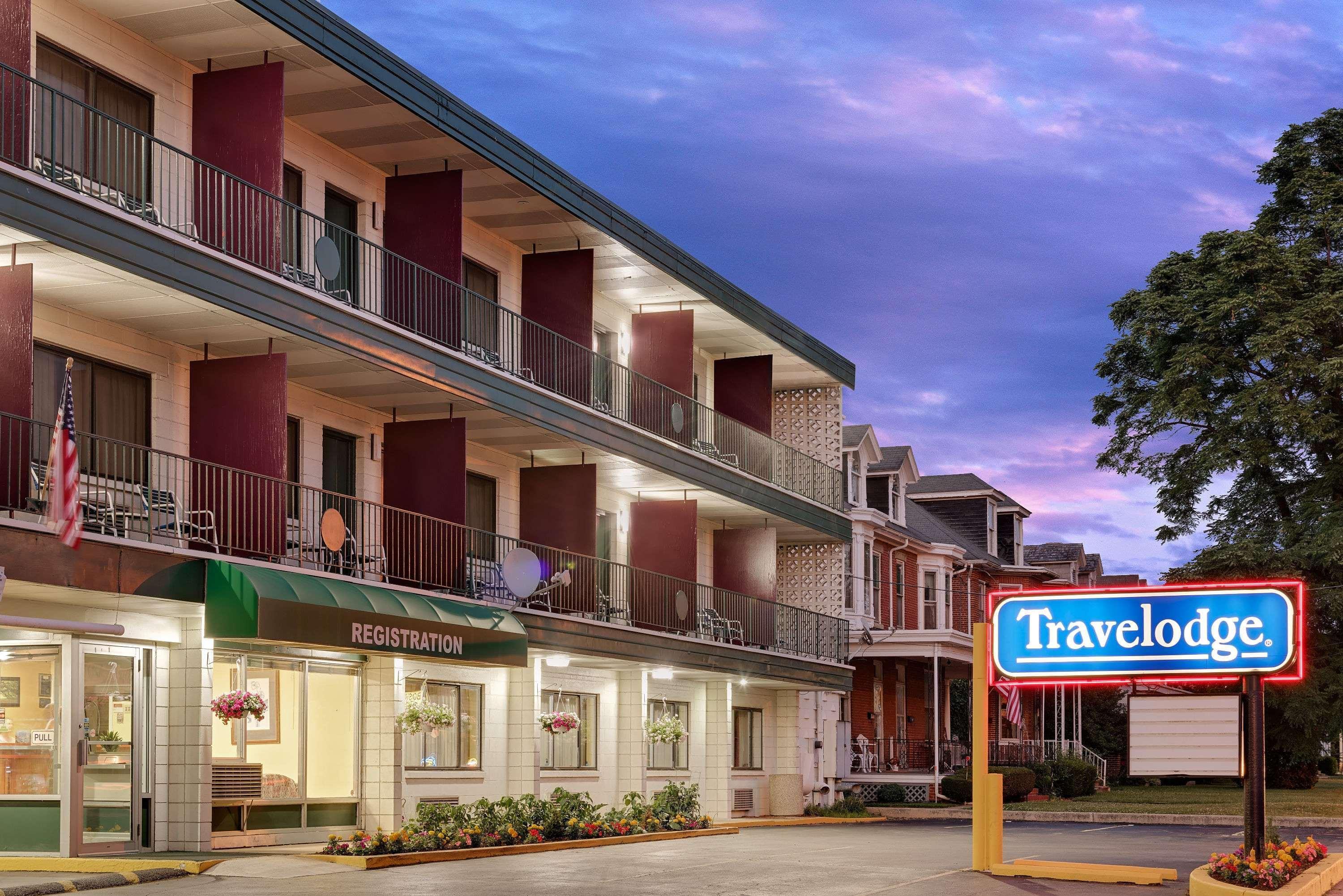 Travelodge By Wyndham Chambersburg Exterior foto