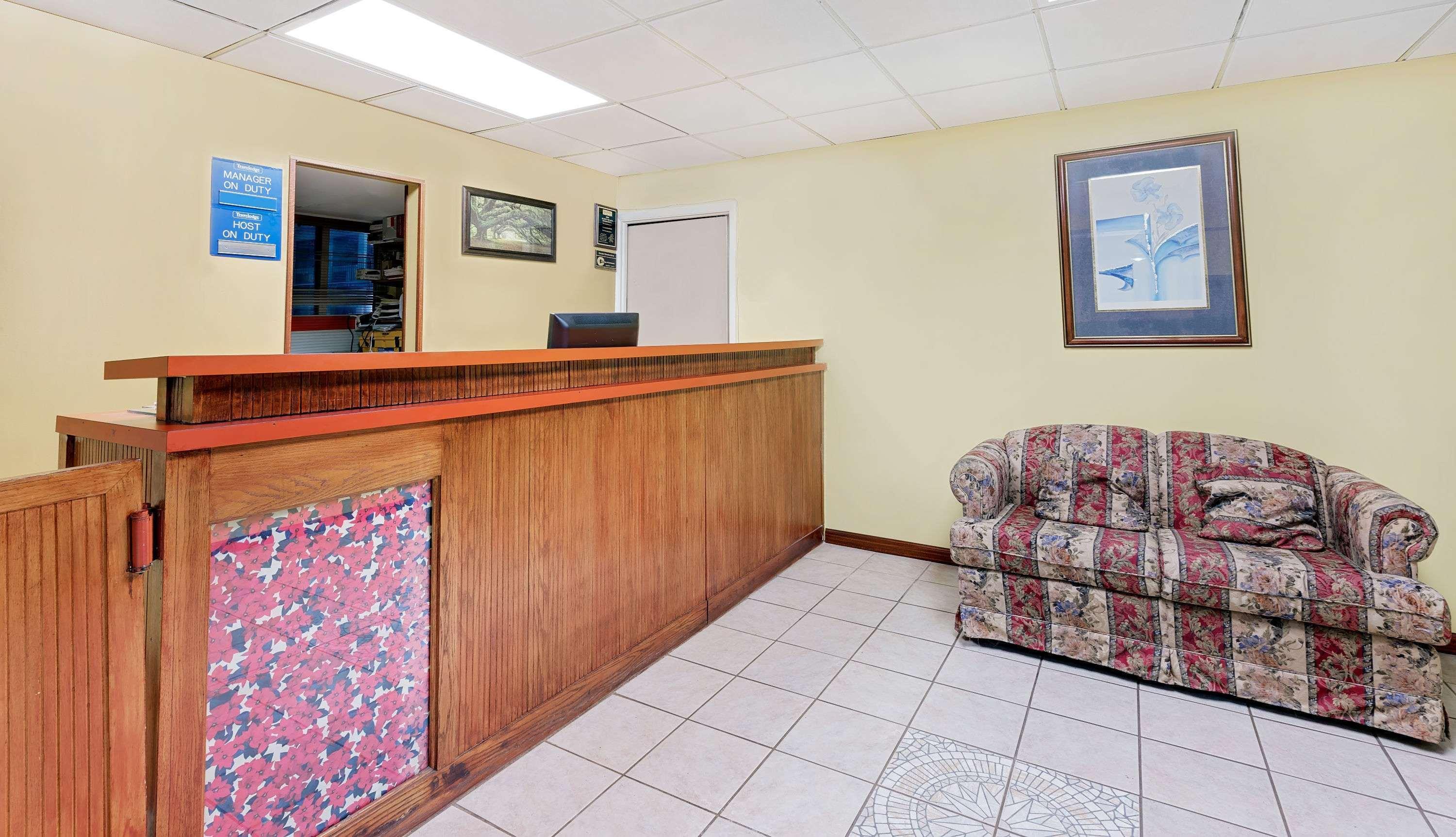 Travelodge By Wyndham Chambersburg Exterior foto